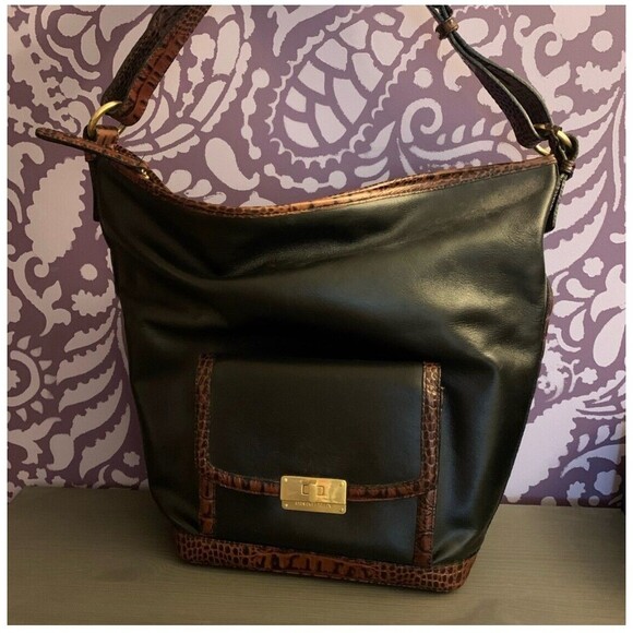 Brahmin Black Leather Satchel Handbag – Classic Style, Pre-Owned, Good Condition - Picture 6 of 14